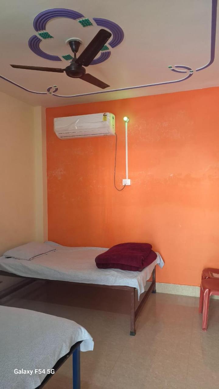 Krishna Kunj Homestay Rishīkesh Eksteriør billede
