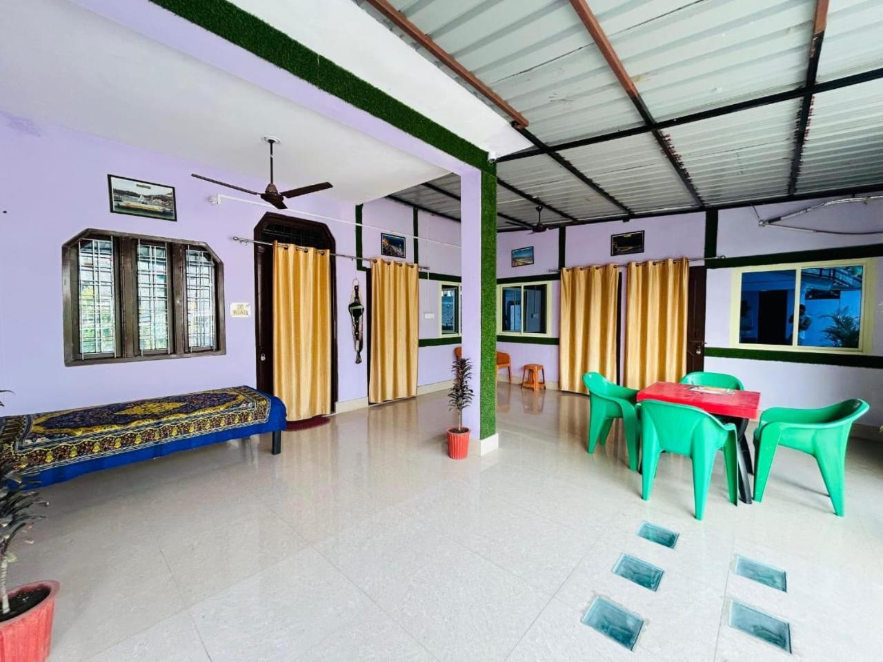 Krishna Kunj Homestay Rishīkesh Eksteriør billede